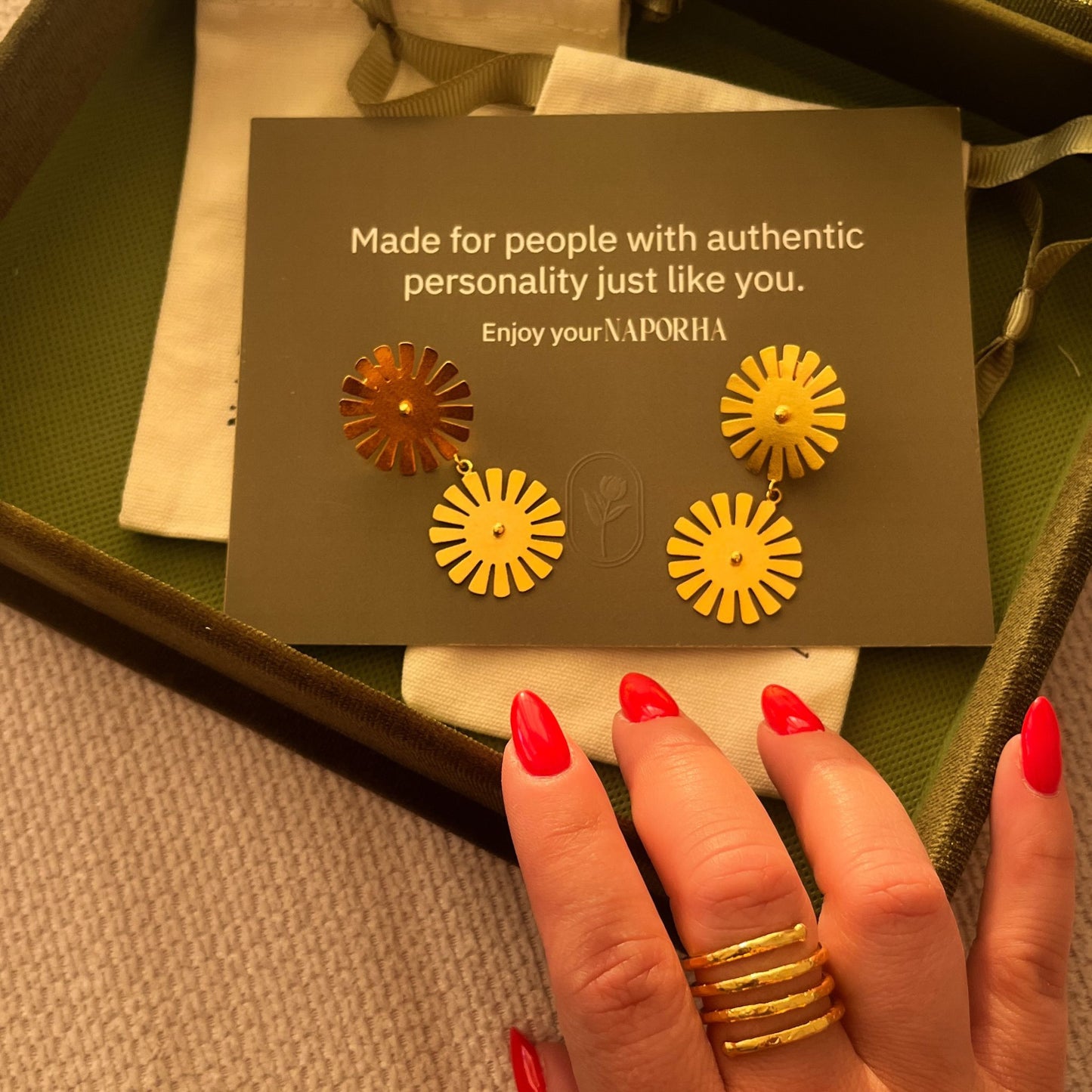Soleil long earrings