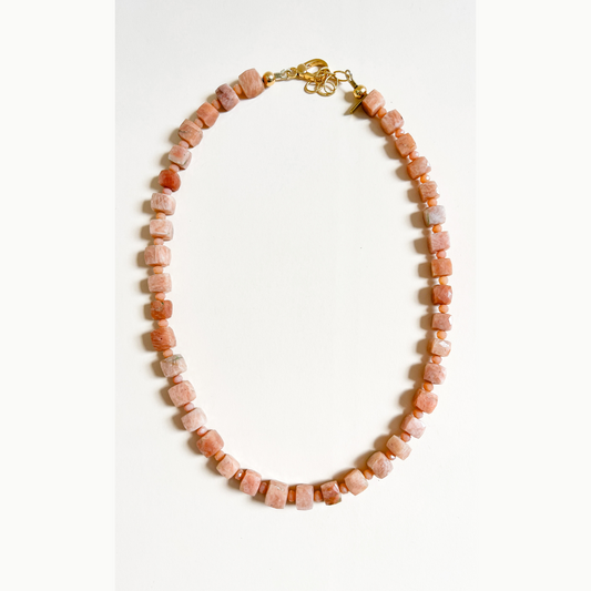 Valencia necklace